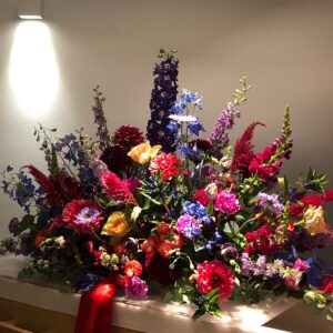 rouwbloemen haarlem kistbedekking