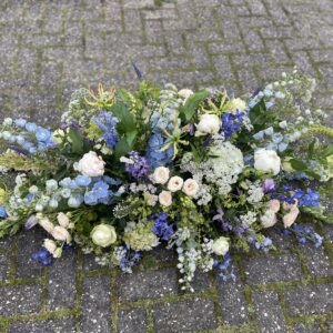 Kistbedekking blauw wit plukstijl